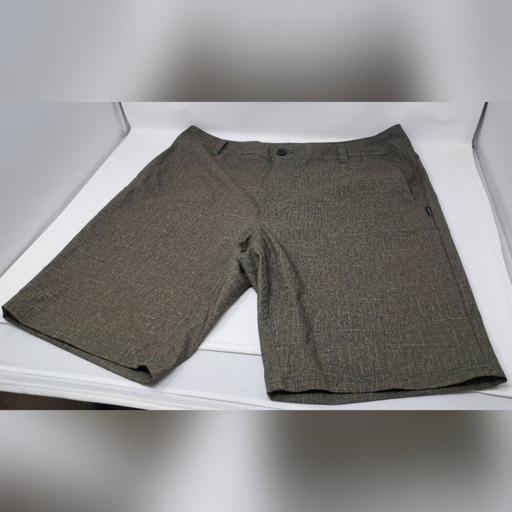 Oakley Men's Ellipse Hybrid Golf Shorts Dark Green Brush 36W Actual 38W MINT!